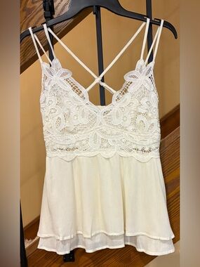 Listicle Camisole Tank Layered Cutwork Bodice Adj Straps Cream SZ. Small